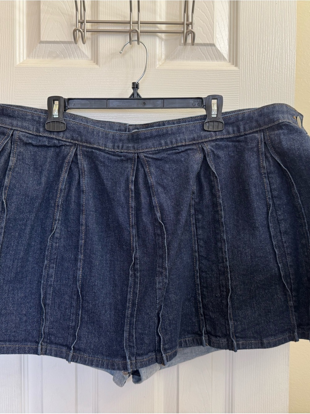 torrid Dark Indigo Pleated Denim Mini Skirt